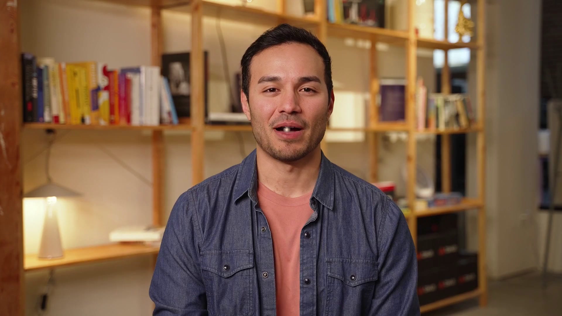 Nathan - Bookshelf